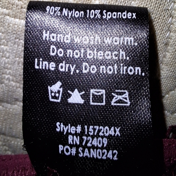 A pair of Pure Beauty by Rene Rofe lingerie lacy panties in a size 3X. - Picture 4 of 4